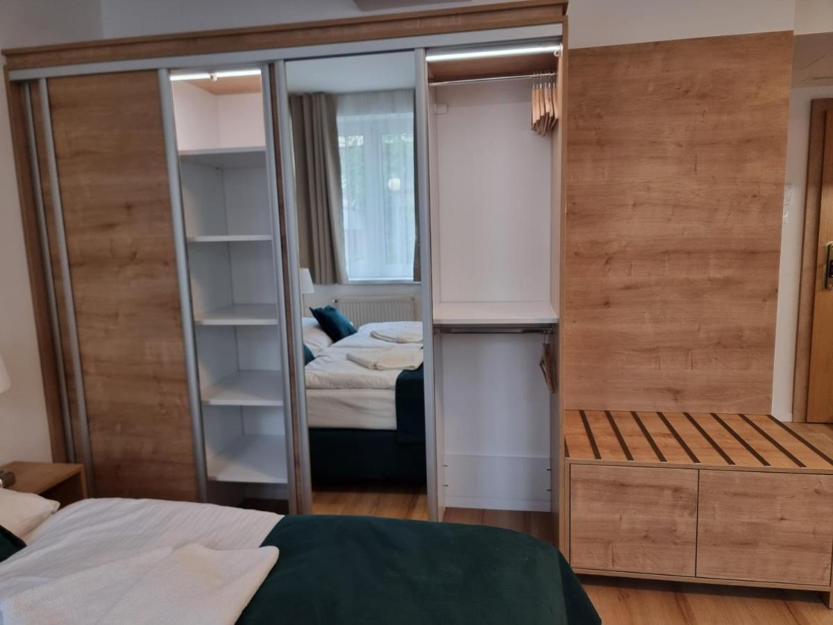 פזינוק Hotel Tilia מראה חיצוני תמונה