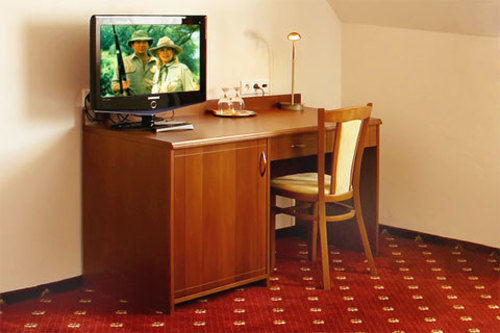 פזינוק Hotel Tilia מראה חיצוני תמונה